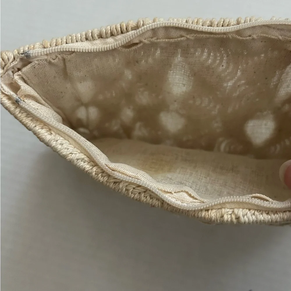NWOT Handmade Woven Macramé Clutch - Cream 5 x 9”